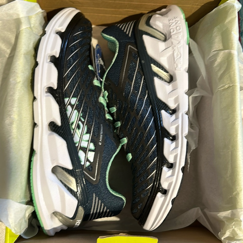 Brand new! Hoka One One Vanquish 3.